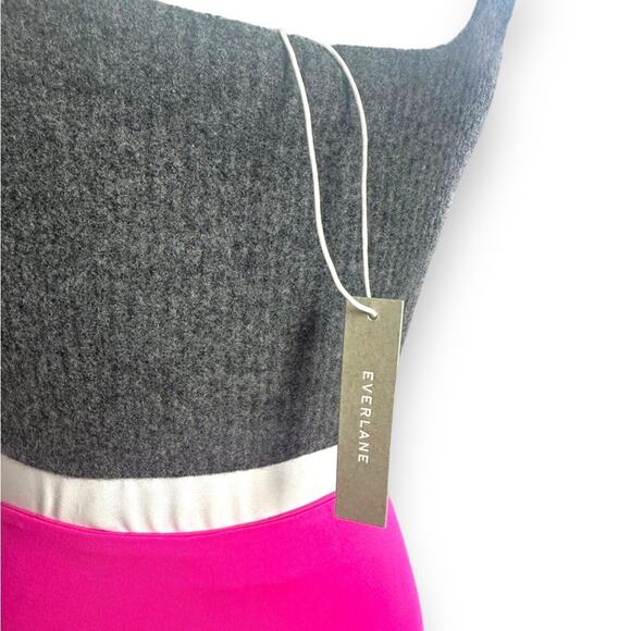 NWT Everlane brand soft yak wool blend ribbed square crop tank top size Medium - Picture 7 of 8